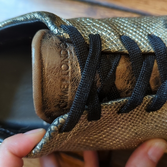 Crime London | distressed gold low top sneaker - Picture 4 of 15